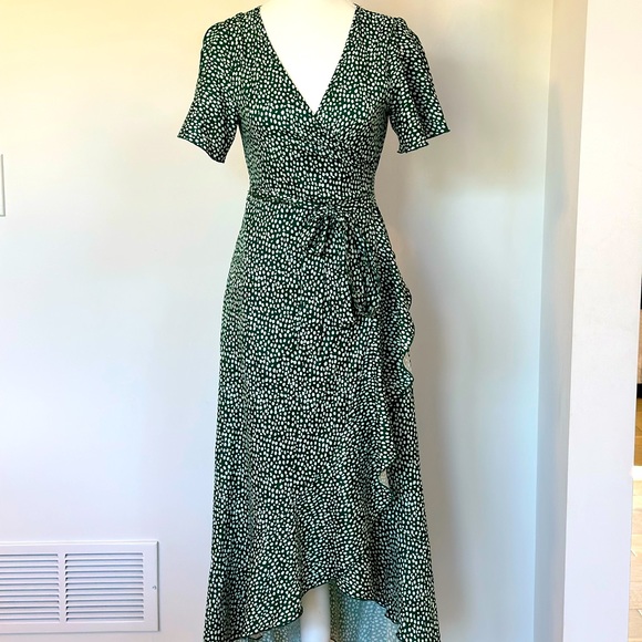 Cupshe wrap maxi dress, size XS, green and white - Picture 1 of 7